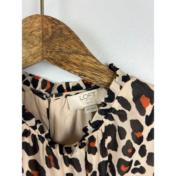 LOFT Petite Leopard Print Tiered Chiffon Ruffle Neck Dress XS Tan Lined Career - Picture 2 of 4